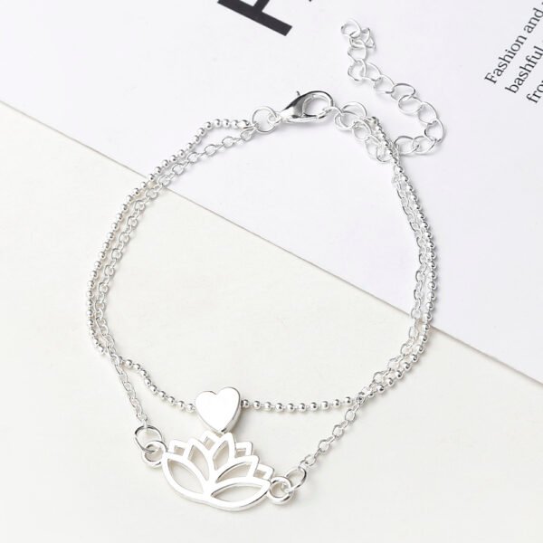 Simple Female Personality Hollow Lotus Love Bracelet Jewelry - Image 3