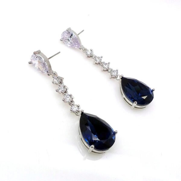 European And American Style Light Luxury Strip Water Drop Earrings Women - Image 5