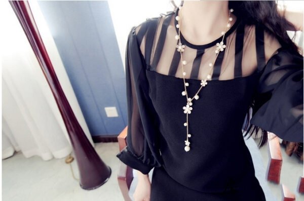 Flower Five Petal Pearl Sweater Chain - Image 2