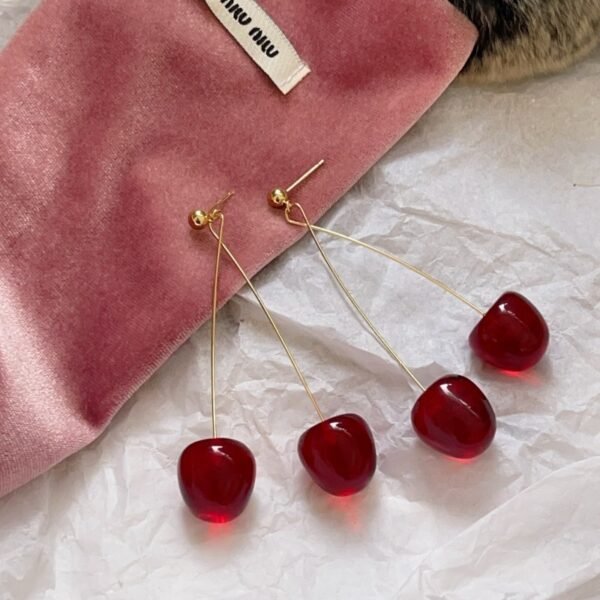 Sweet And Cute Temperamental Long Eardrops - Image 2