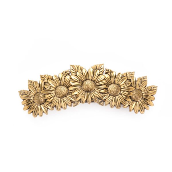 Back Head Scratching Clip Hair Accessories - Image 4