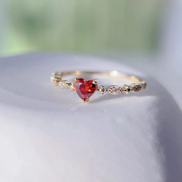 Fashion Love Ruby Rhinestone Zircon Ring - Image 5