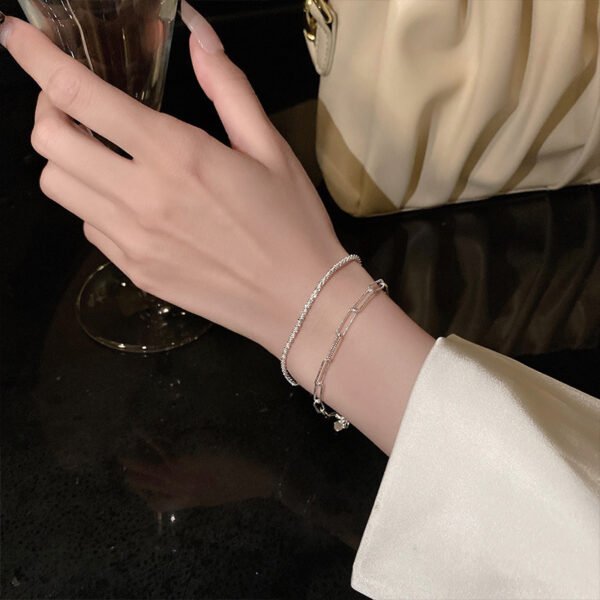 Stylish And Minimalist Bracelet With Niche Design - Image 3