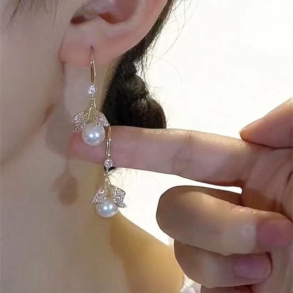 South Korea Design Full Zircon Leaf Pearl Earrings - Image 5