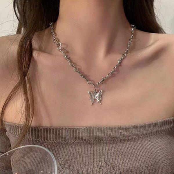 Women's Fashion Retro Personality Girls Cool Tide Collarbone Chain - Image 3