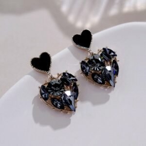 High Sense Of Earrings Female Temperament Earrings Retro Simple And Cold Style